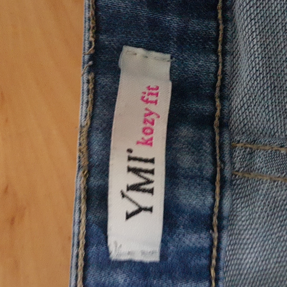 Jeans - Picture 2 of 2